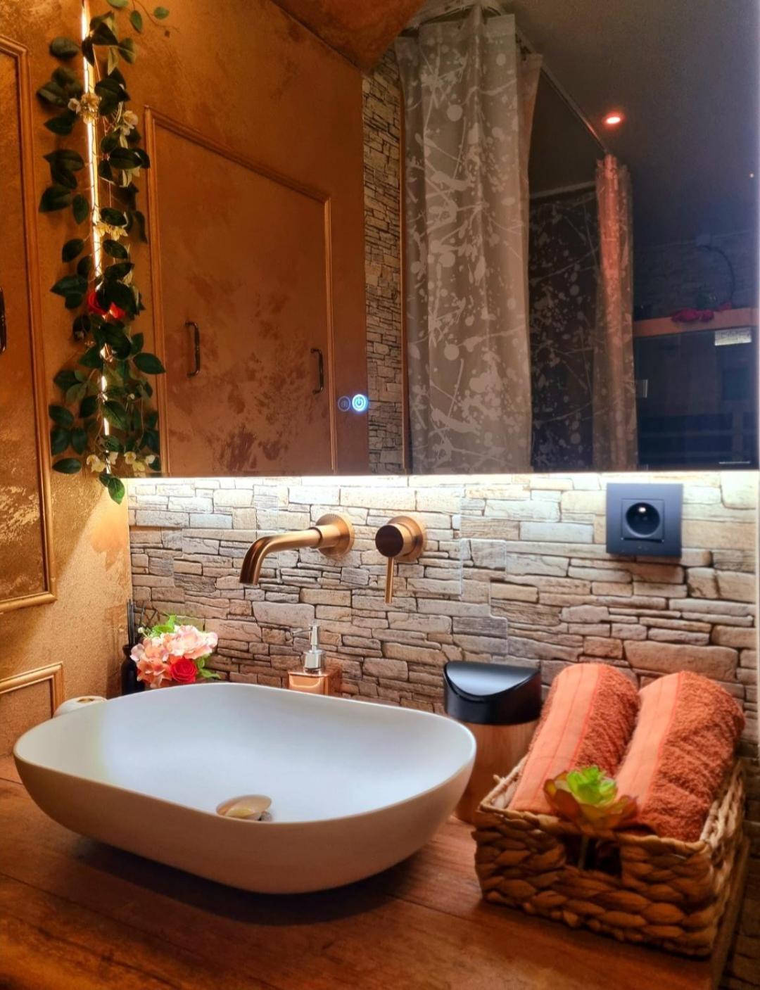 Aslyra "Appart-Hotel" Liegi Esterno foto